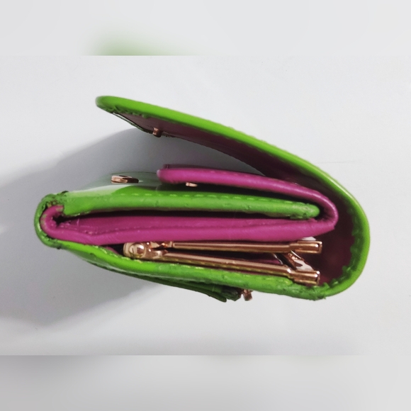 Ted Baker Women's Pink and Green Leather Wallet. Pre-owned. - Picture 9 of 12